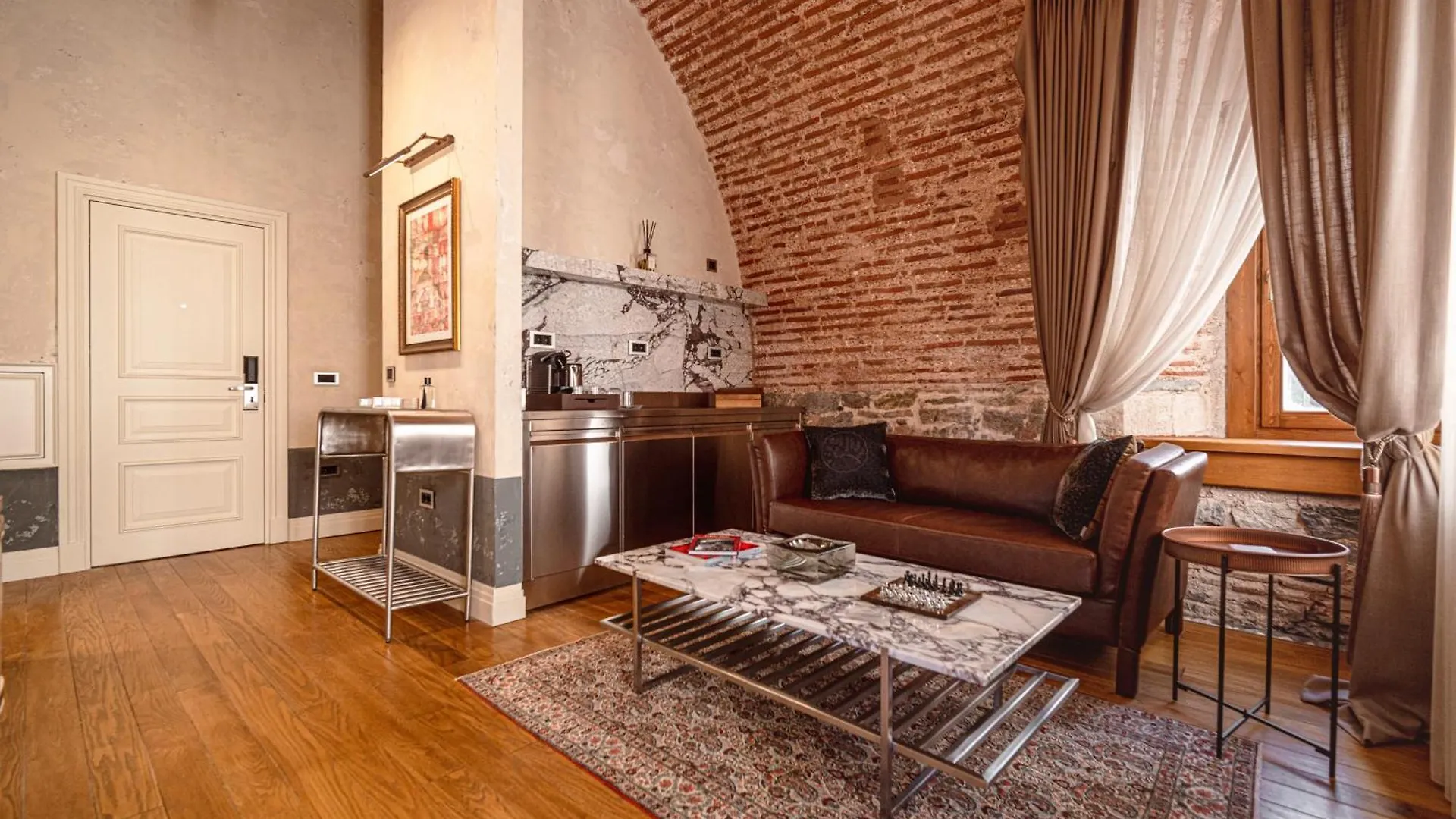 Stone Inn Galata Istambul 5*,