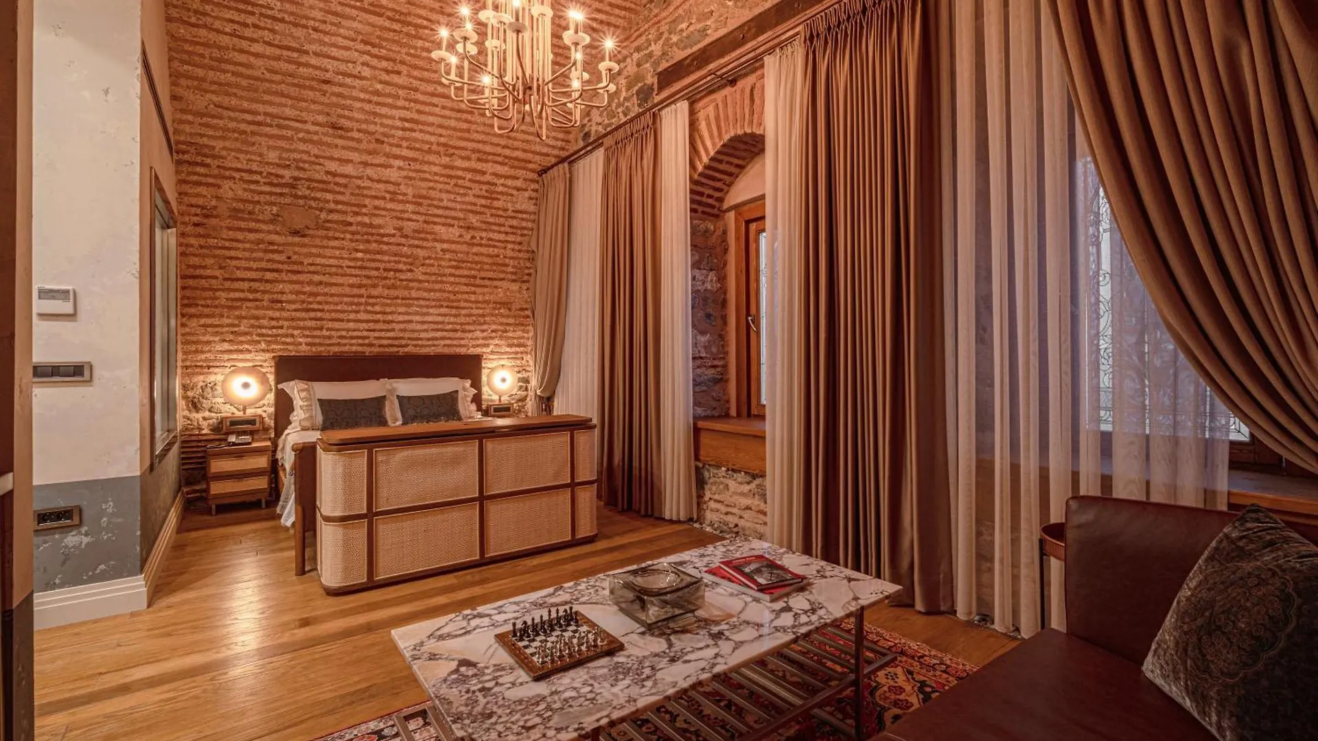 Stone Inn Galata Isztambul 5*,